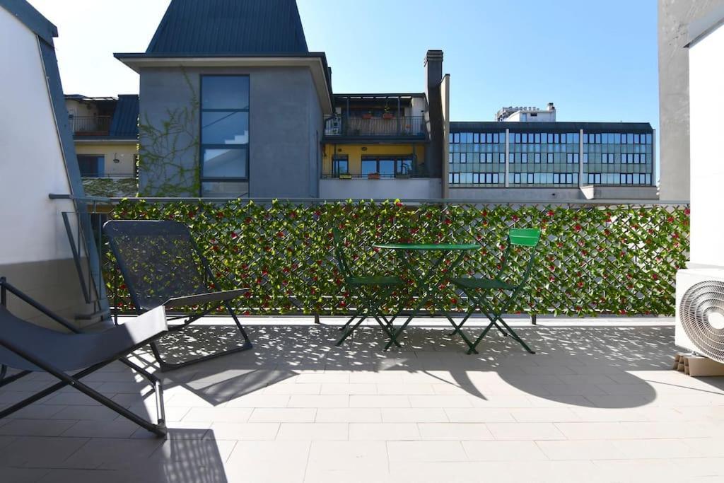 ミラノBocconi Fond Prada Ieo Spettacolare Attico Con Terrazzoアパートメント エクステリア 写真